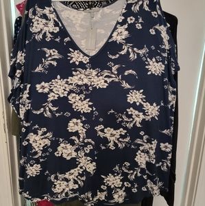 NWT Blue Floral Cold Shoulder Short Sleeve Top